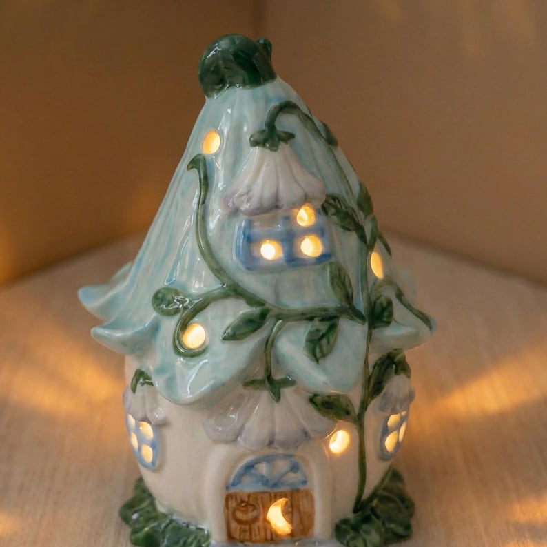 ✨Ceramic Fairy Cottage Desk Light