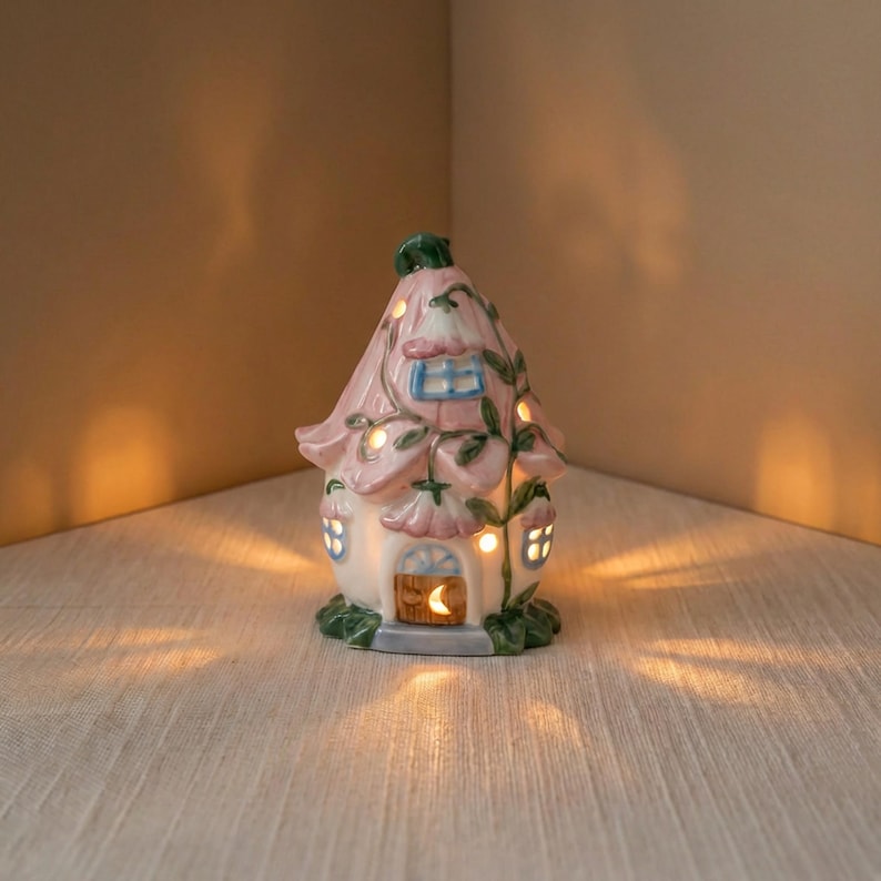 ✨Ceramic Fairy Cottage Desk Light