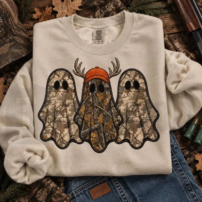 ✨Vintage Ghost Hunter Sweatshirt – Retro Halloween Crewneck