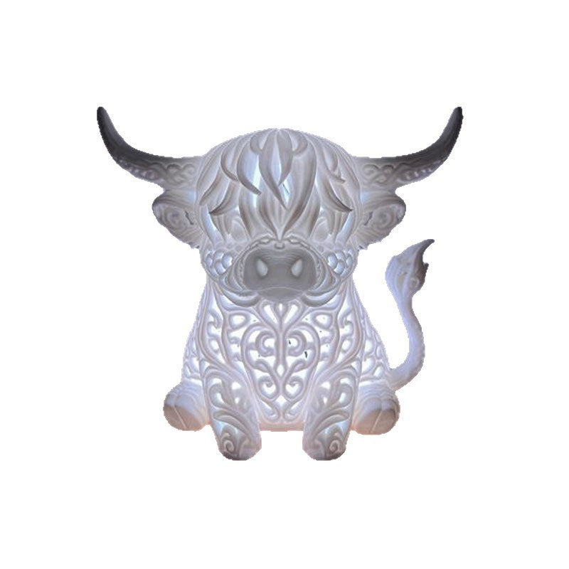 🎖️Hollow-Out Highland Cow Ornament