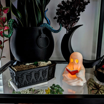 🎖️Ghost Reading Book, Bookshelf Decor, Cute Ghost Tealight Figurine