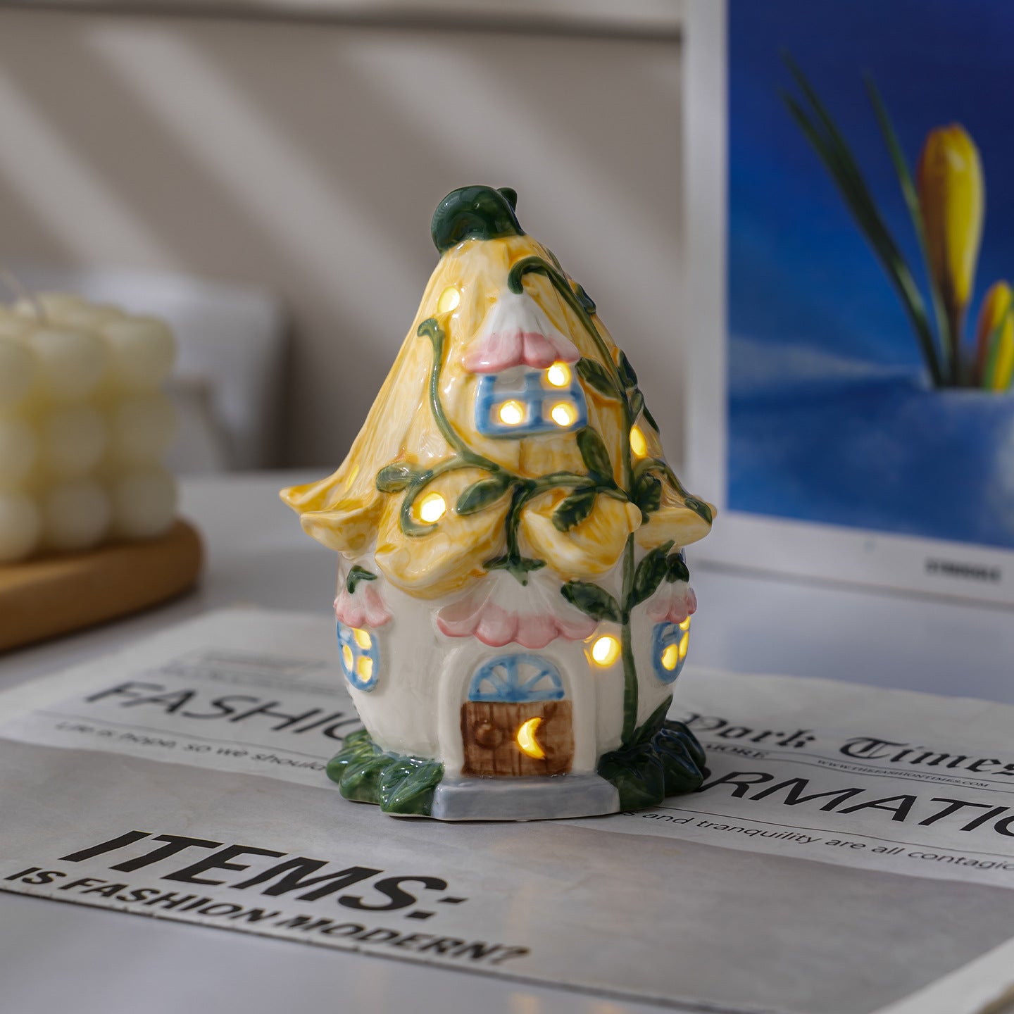 ✨Ceramic Fairy Cottage Desk Light
